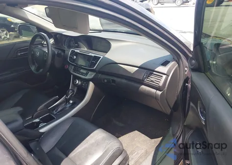 2015 Honda Accord Ex-L z USA, uszkodzony, nr VIN 1HGCR2F81FA023710